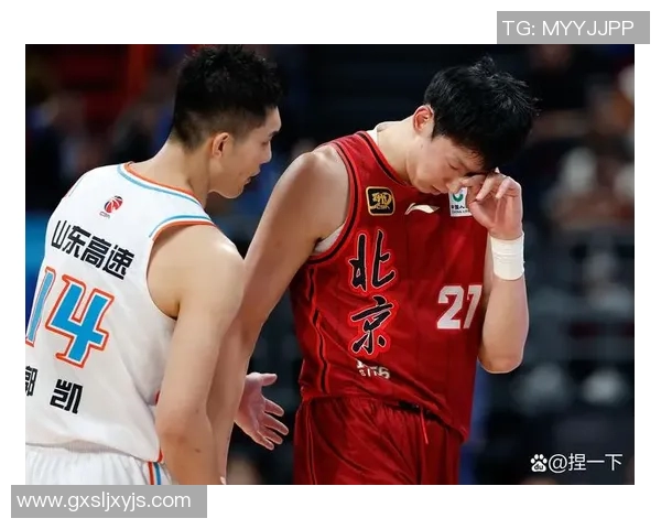 姚明带领中国队挑战巴拿马篮球队的精彩对决与赛场故事 姚明带领中国队挑战巴拿马篮球队的精彩对决与赛场故事